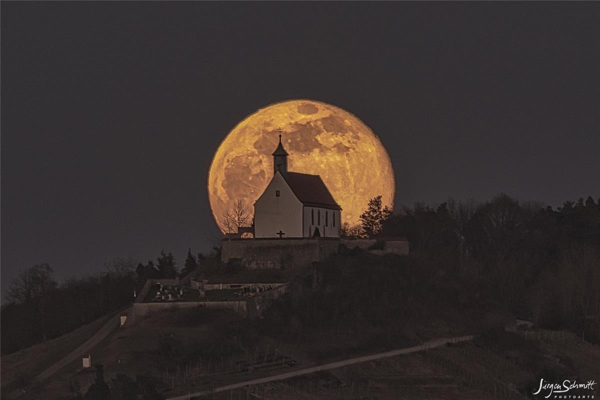 Schon Ludwig Uhland wusste die schlichte Schönheit der Wurmlinger Kapelle zu sch...