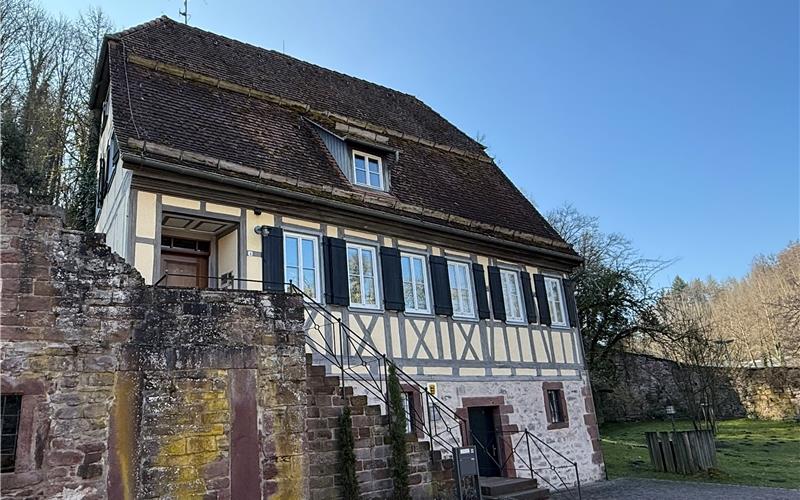 Seit rund 45 Jahren befindet sich der Wildberger Polizeiposten in der historischen Klosteranlage. Und sieht sich einer vergleichsweise geringen Kriminalitätsbelastung gegenüber. GB-Foto: Priestersbach