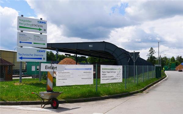 Seit zwei Monaten steht die Recyclingstation Nutzern wieder offen. GB-Foto: Morawitzky