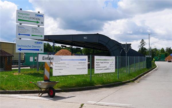 Seit zwei Monaten steht die Recyclingstation Nutzern wieder offen. GB-Foto: Morawitzky