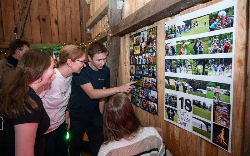 Sie schwelgen in Erinnerungen über die Zeltlager vergangener Jahre.GB-Foto: Schmidt