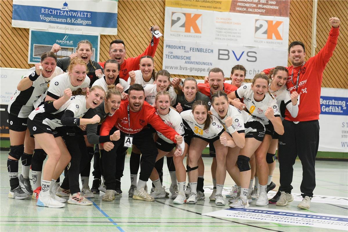 Siegerfoto der TGN  Kuties Herrenberg vs. TG Nuertingen  Handball, HBF,  8.Ligas...