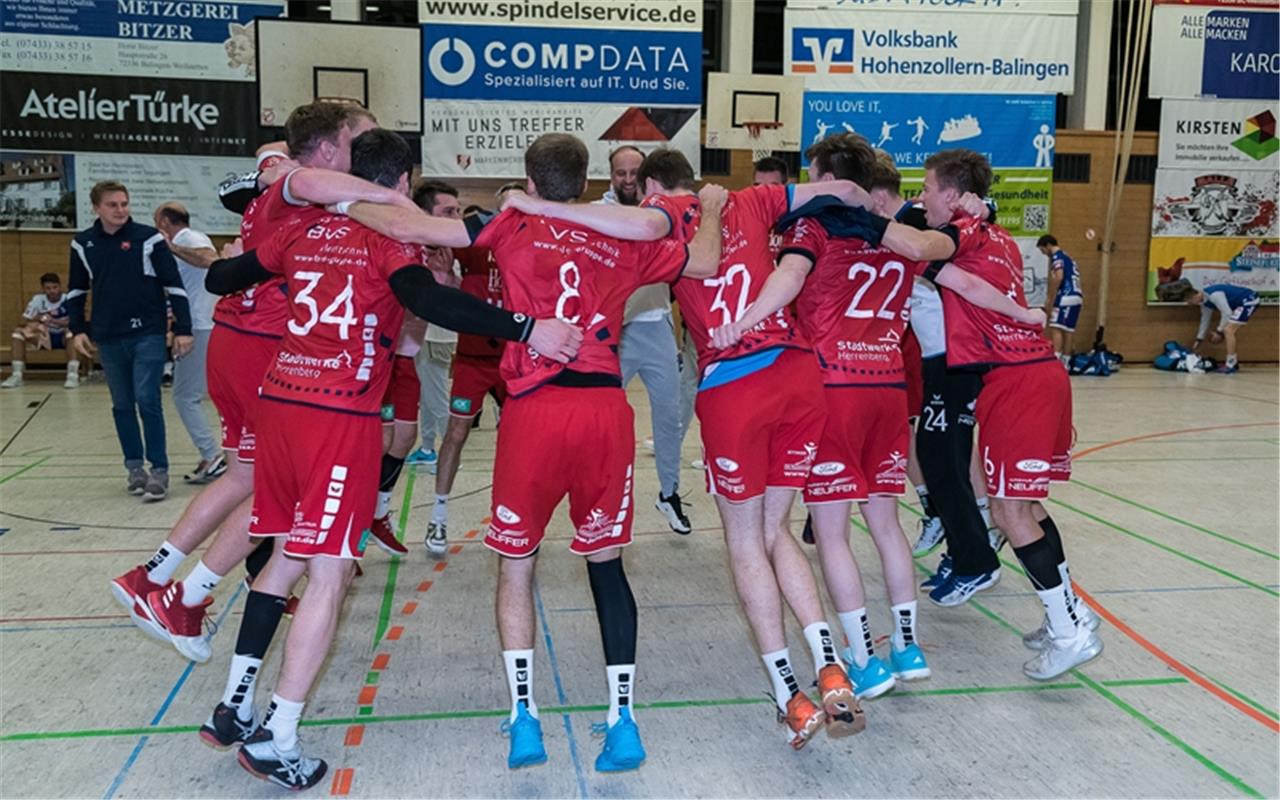 Siegesjubel Herrenberg, TV Weilstetten vs. SG H2Ku Herrenberg, Handball, BWOL, M...