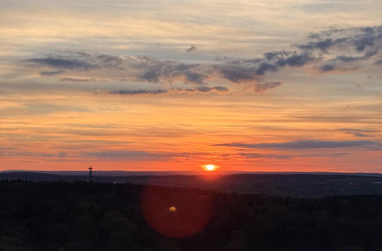 Sonnenuntergang am Schönbuchturm.  Von Nina Schäfer aus Böblingen.