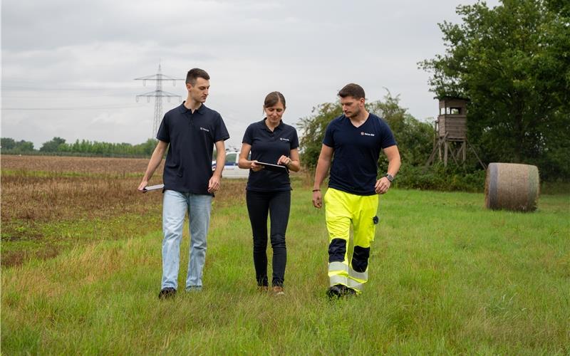 Spezialhubschrauber der Netze BW erfasst Leitungen und Vegetation