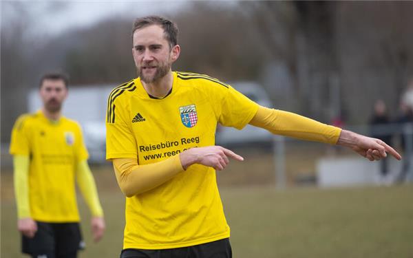 Spielertrainer Arne Bauer: „Es gilt, Woche für Woche die bestmögliche Leistung auf den Platz zu bringen.“ GB-Foto: Schmidt