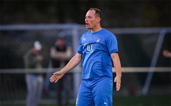 Spielertrainer Steffen Reichert traf zum 2:1 für die SG Altingen/Entringen. GB-Foto: Ulmer