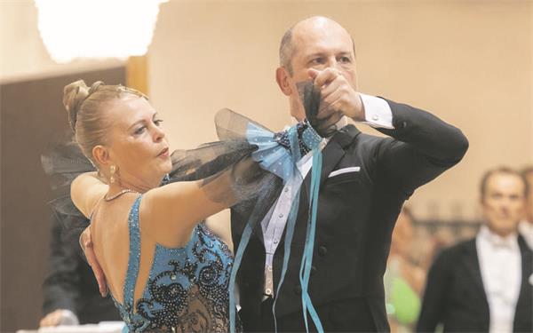 Starker Auftritt von Peter und Ulrike Holzner in Stuttgart. GB-Foto: gb
