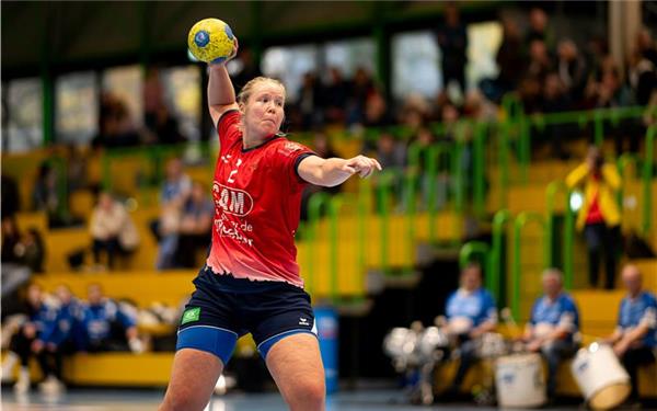 Stefanie Schoeneberg war mit 13 Treffern beste SG-Werferin. GB-Foto: Eibner