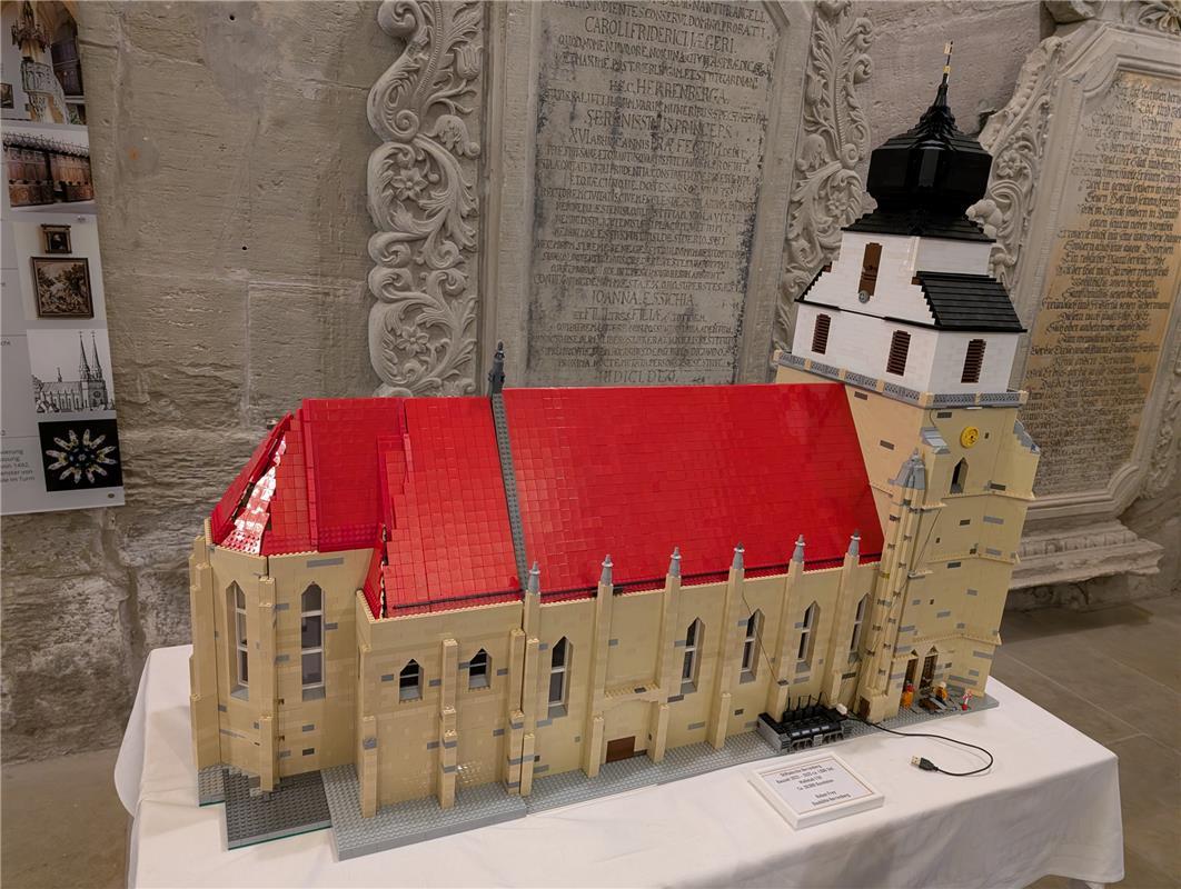 Stiftskirchen-Modell aus Lego – Meisterleistung eines Herrenberger Studenten!  V...