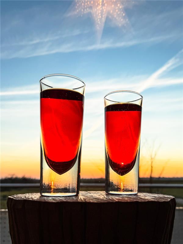 Sundowner zum Jahresende 2025.  Von Ingrid Andor aus Gäufelden.