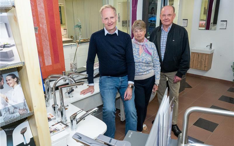 Thomas, Annemarie und Günter Beerstecher (von links) haben viele Jahre der Firmengeschichte mitgestaltet. GB-Foto: Vecsey