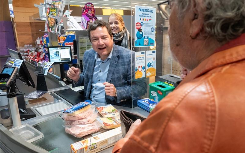 Thomas Riesch hatte sichtlich Spaß an seiner ungewohnten Aufgabe. GB-Foto: Vecsey