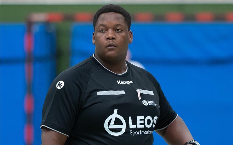 Tineyi Kadema pfeift für die SG H2Ku Herrenberg inzwischen bis zur Verbandsliga. GB-Foto: Vecsey