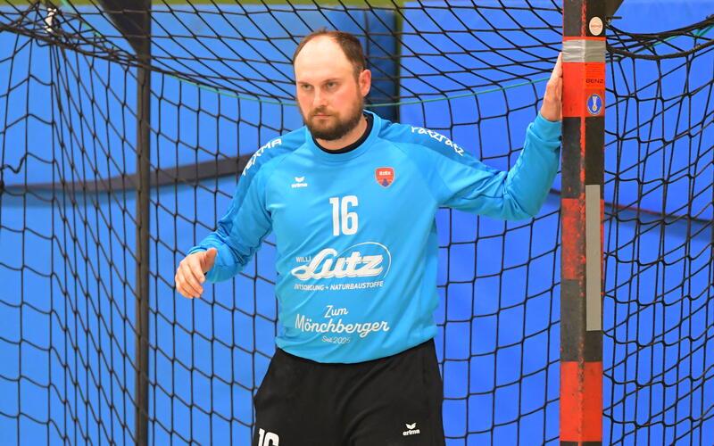 Torhüter Sven Rinderknecht hatte allen Grund, grimmig zu schauen. GB-Foto: Gebhardt