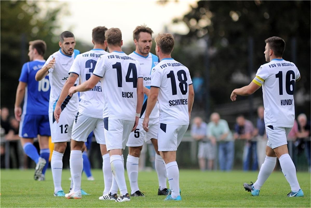 Torjubel zum 0:1 fuer Bissingen  Fussball, Maenner, Verbandspokal 2.Runde, 14.08...