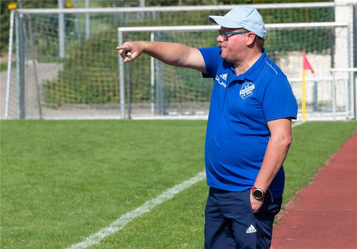 Trainer Bernd Gluiber Rohrau  Fußball Rohrau gegen Fortuna Böblingen 8 / 2019 Fo...
