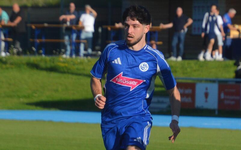 Trotz der beiden Treffer von Artan Ademi war für den VfL Sindelfingen gegen die SFDorfmerkingen bereits in der ersten Pokalrunde Endstation. GB-Foto: Zvizdiç