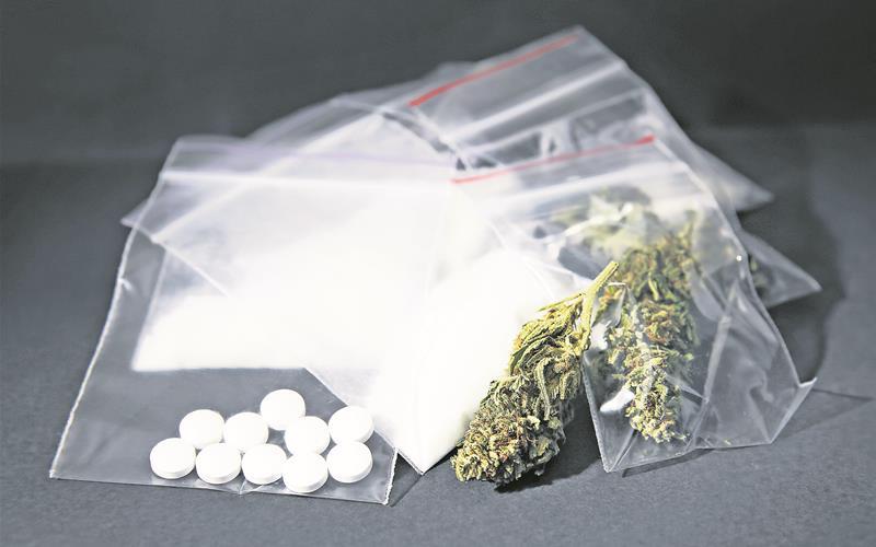 Um Drogenhandel im großen Stil ging es am Amtsgericht in einer Fallverhandlung kürzlich. GB-Foto: New Africa - Stock Adobe