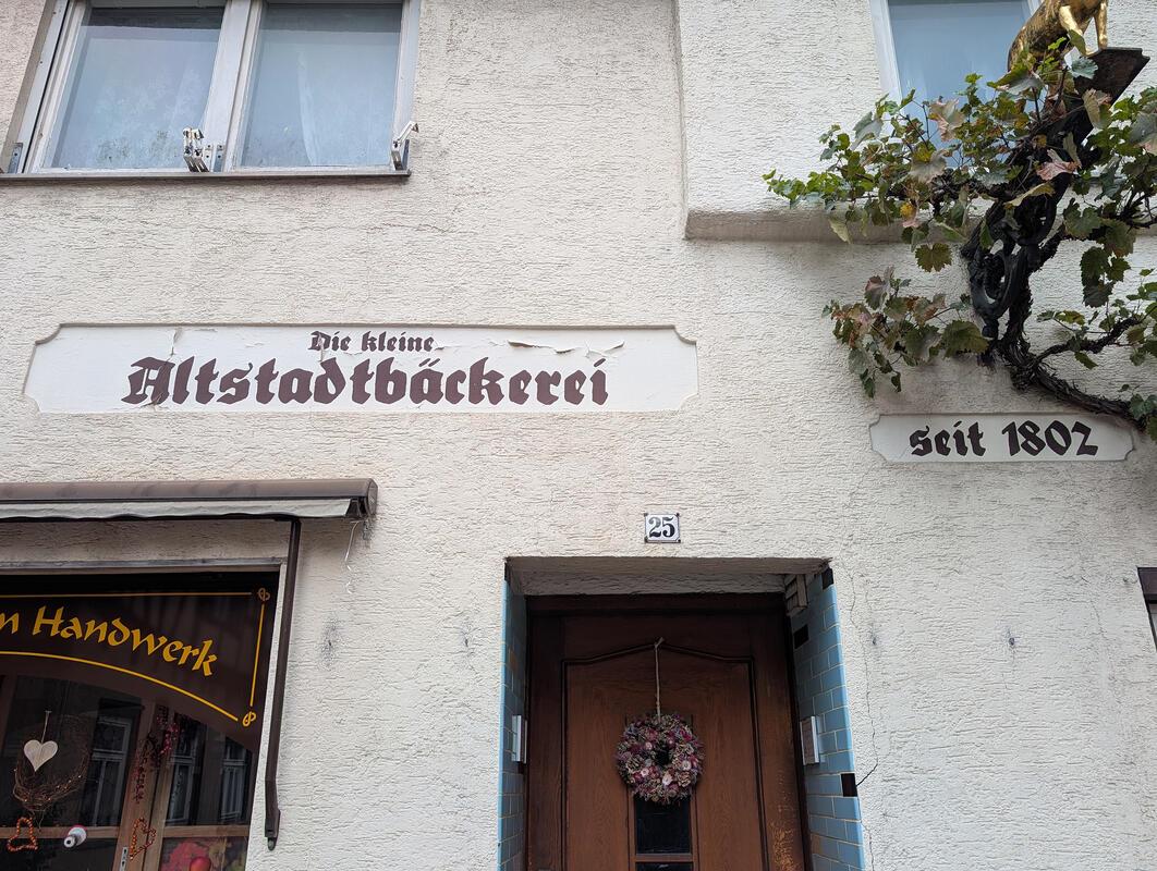 Ururururalt, aber immer noch gut! Seit 1802!  Von Uli Hafner aus Deckenpfronn.