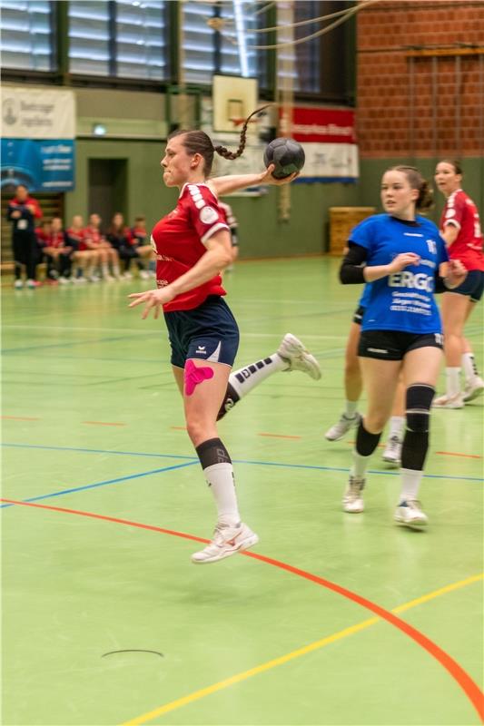 Valentina Herth (TG Biberach, #18) ,TG Biberach vs. SG H2Ku Herrenberg 2, Handba...