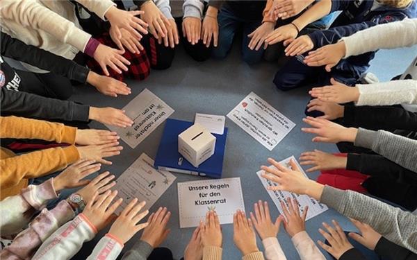 Viele Kinder benötigen nachmittags eine Betreuung. Der Rechtsanspruch auf Ganztagsbetreuung greift ab dem Schuljahr 2026/2027, weshalb auch die Grundschule Gäufelden rechtzeitig strukturelle und personelle Vorkehrungen trifft. GB-Foto (Archiv): gb