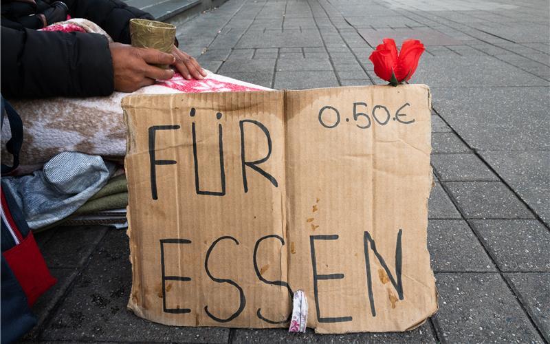 Vielen Menschen fehlt sogar das Geld für ein Mittagessen.GB-Foto (Symbolbild): Schmidt