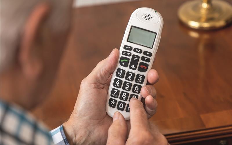 Vorsicht am Telefon: Die „richtige“ Polizei ruft nie unter der Notrufnummer 110 an. GB-Foto: Polizei-Beratung