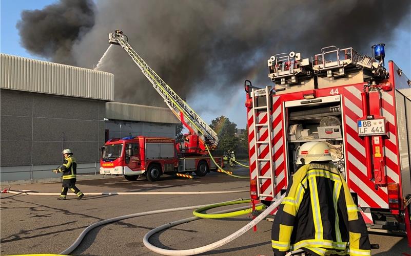 Großbrand bei der Fleisch- und Wurstfabrik Meister in Nebringen