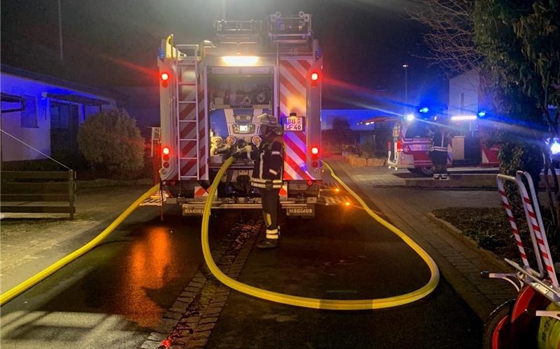 Brand in Öschelbronn fordert einen leicht Verletzten und 100 000 Euro Sachschaden
