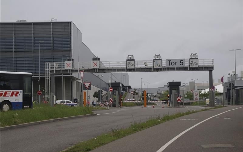 Zwei Tote nach Schießerei am Morgen im Sindelfinger Daimler-Werk