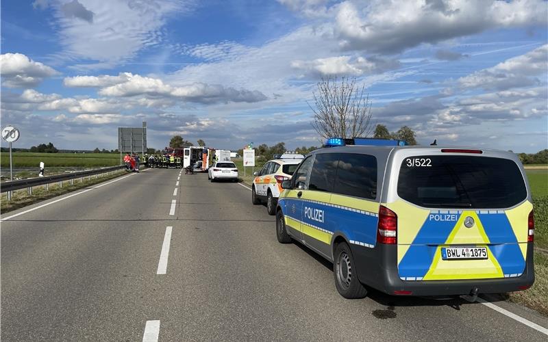 Mercedes kracht in Wohnmobil: Drei Menschen bei Unfall nahe Bondorf verletzt