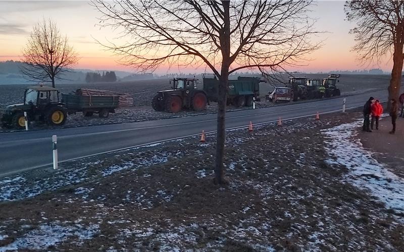 Bauernproteste gehen weiter: Am Abend Mahnfeuer in Deckenpfronn