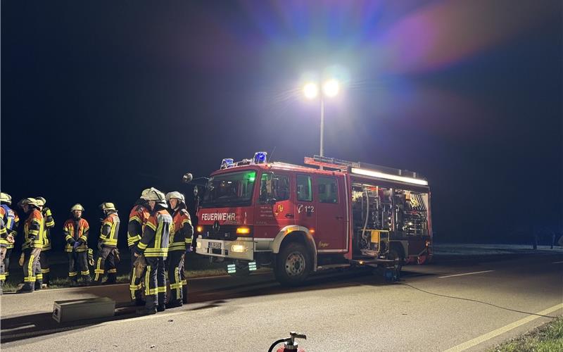 Auto gerät in Gegenverkehr: Unfall bei Deckenpfronn fordert mehrere Verletzte