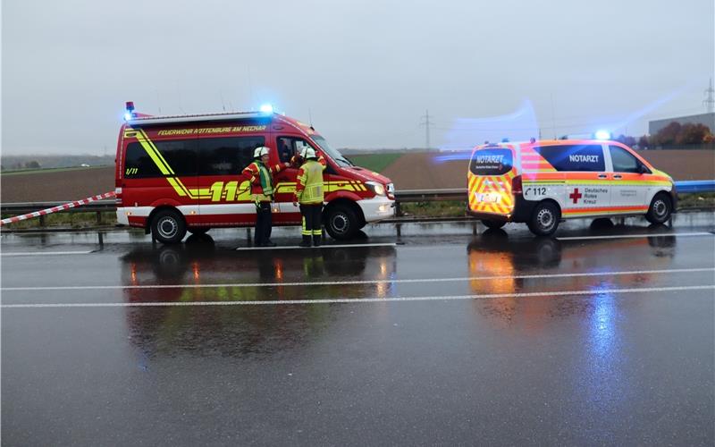 66-Jähriger wird bei Autounfall auf der B 28 bei Bondorf getötet