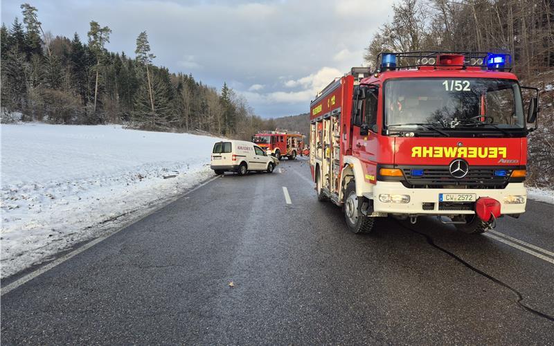 Bei Unfall zwischen Mötzingen und Nagold lebensgefährlich verletzt