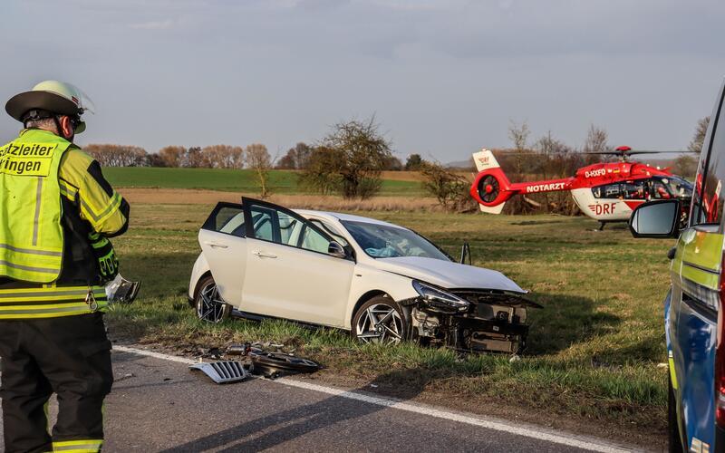 Siebenjährige bei Frontalzusammenstoß auf der B14 bei Nufringen schwer verletzt