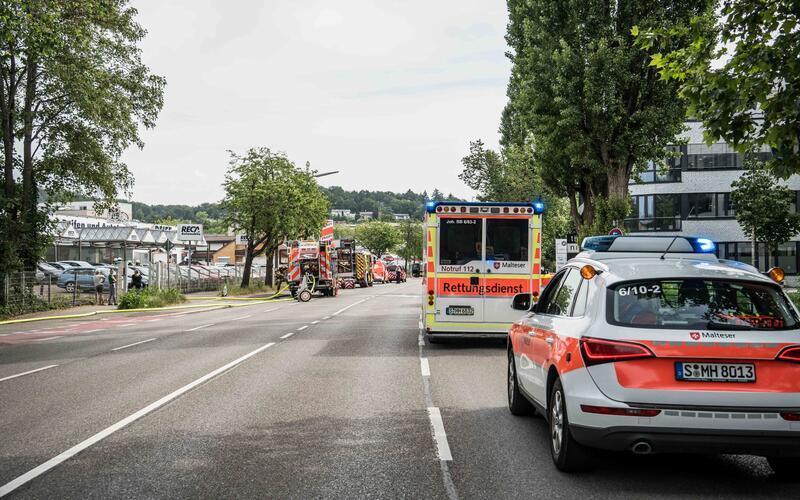 In Sindelfingen: Millionenschaden nach Brand in Autohaus