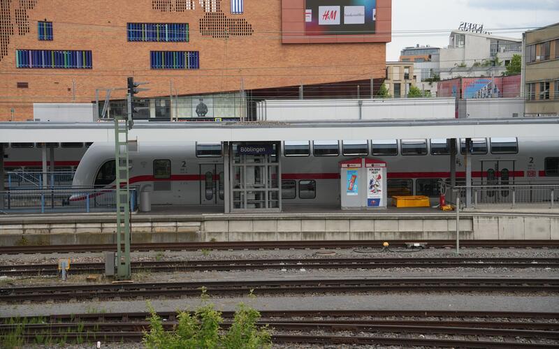 Ammoniakhaltiger Stoff sorgt für Teilsperrung im Böblinger Bahnhof