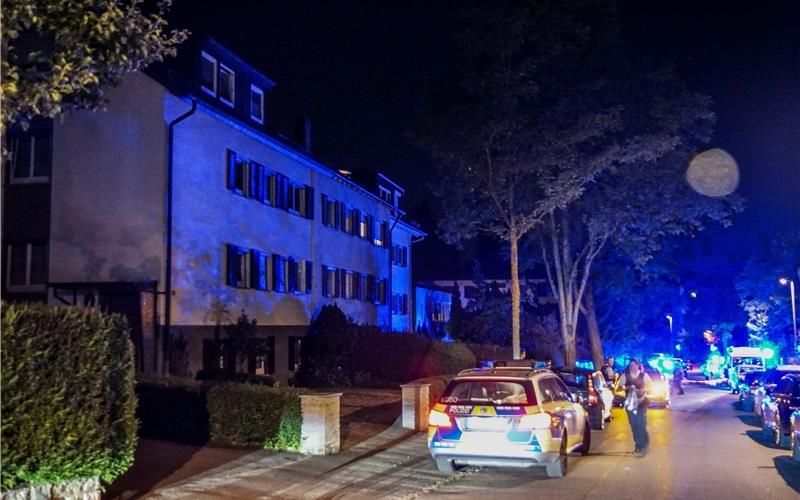 Messerattacke und Schüsse: 24-Jähriger in Haft