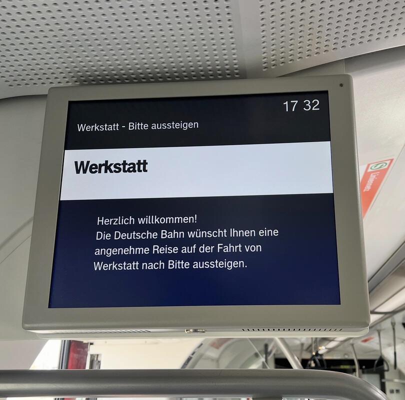 Wenn das in Herrenberg auf dem Monitor steht, ist klar: Feierabend.  Von Samuel ...