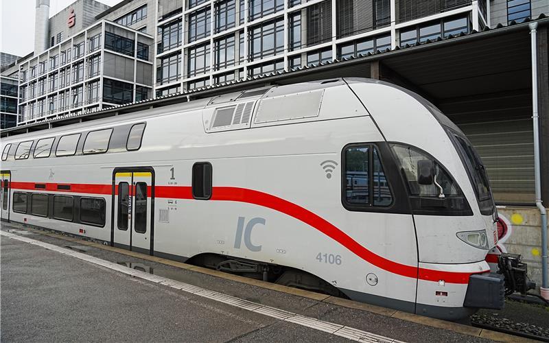 Wie lange die IC-Züge noch bis zum Stuttgarter Hauptbahnhof fahren, ist unklar. GB-Foto: DB AG
