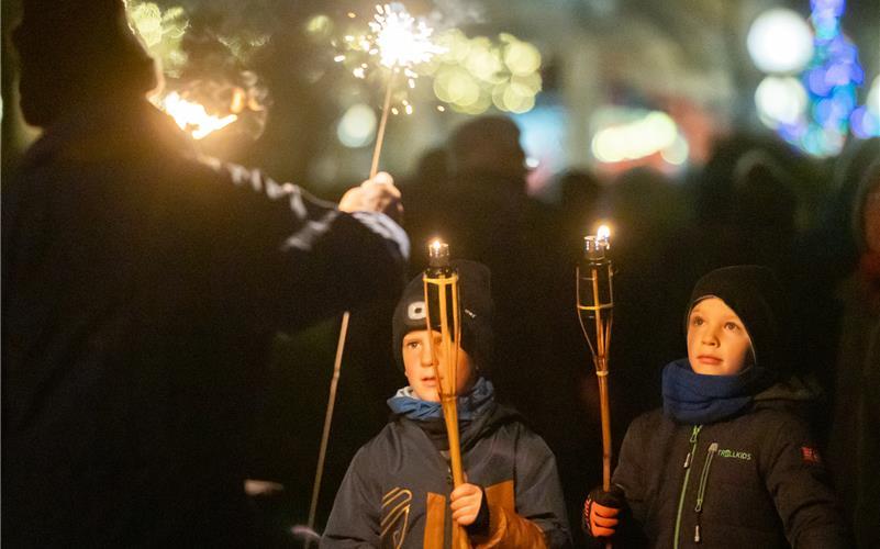 Wohin man auch blickt: Es leuchtet und glitzert. GB-Foto: Vecsey