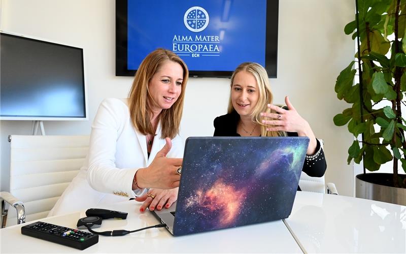 Wollen mit Innovationsprojekten die Forschung vorantreiben: Stefanie Kisgen (links) und Anna-Vanadis Faix. GB-Foto: Holom