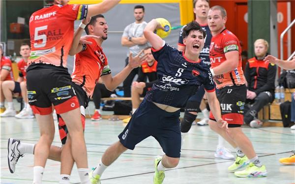 Yanick Bross war mit neun Treffern bester SG-Schütze im Spiel gegen die HSG Rottweil. GB-Foto: Gebhardt