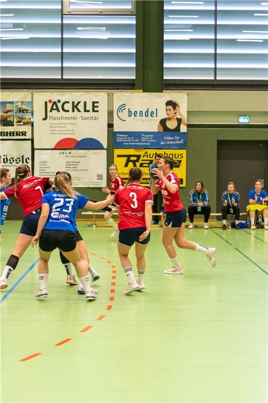 Yvonne Schneider (TG Biberach, #23), Lena Schweizer (SG H2KU Herrenberg 2, #3) ,...