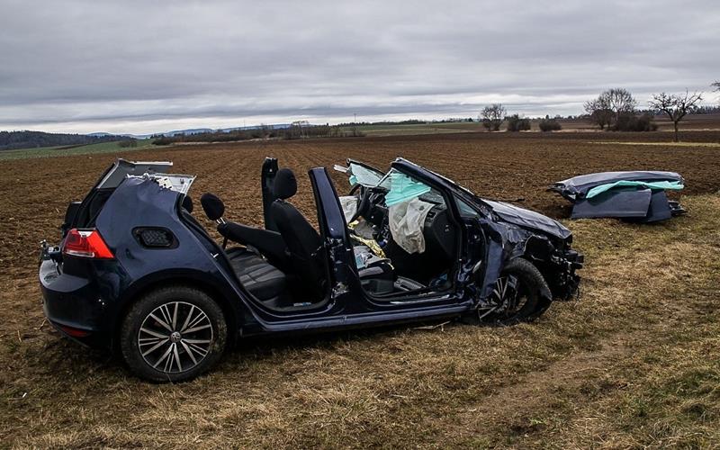 Zu einemVerkehrsunfall kam es am Samstagnachmittag bei Reusten. GB-Foto: SDMG/Dettenmeyer