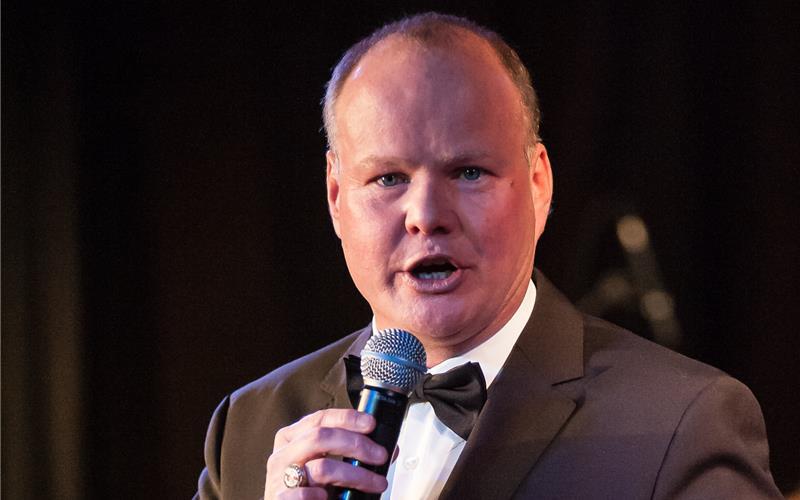 Zum 110. Geburtstag von Frank Sinatra am 12. Dezember veröffentlichte Thomas Sommerer sein Debütalbum „The Sinatra Project“. Der Wahl-Rohrauer geht mit dem gleichnamigen Bühnenprogramm auf Tour durch Deutschland. GB-Foto: Eugen Mayer