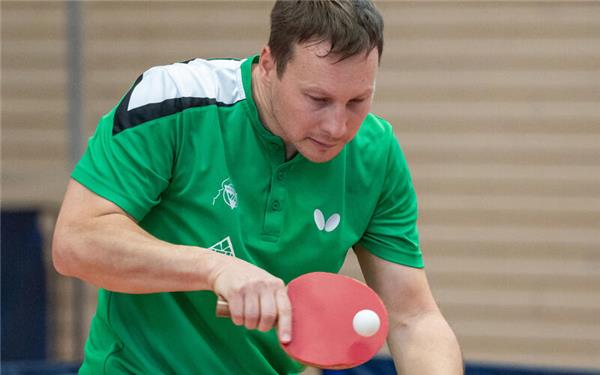 Zum Derby in Gärtringen bieten die Herrenberger wieder Topspieler Alexander Frank auf. GB-Foto: Vecsey