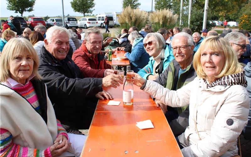 Zur Freude des Publikums wurden 25 verschiedene Weine angeboten. GB-Fotos: Baum